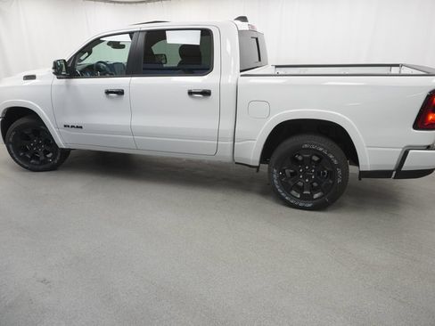 New 2026 RAM 1500 4x4 Crew Cab image 14