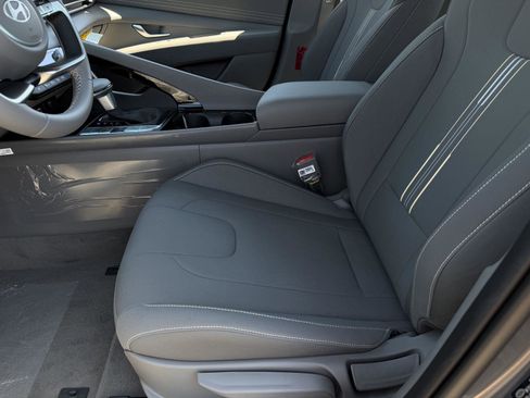 New 2026 Hyundai Elantra SEL Sport FWD image 11