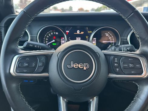 Used 2022 Jeep Wrangler Unlimited Sahara w/ Safety Group image 24