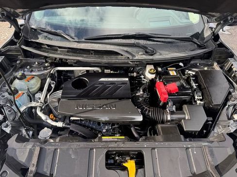 Used 2024 Nissan Rogue Platinum w/ Platinum Premium Package image 20