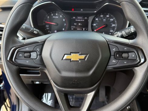 Used 2022 Chevrolet TrailBlazer LT w/ Convenience Package image 16