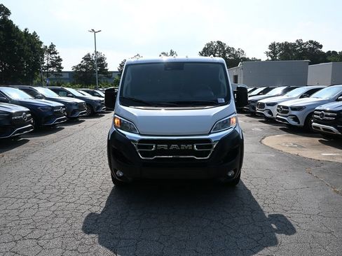 Used 2025 RAM ProMaster 2500 w/ U-Haul Equipment Group FWD image 28