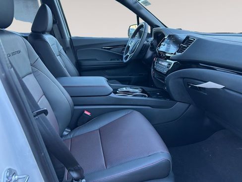 New 2026 Honda Ridgeline Black Edition image 15