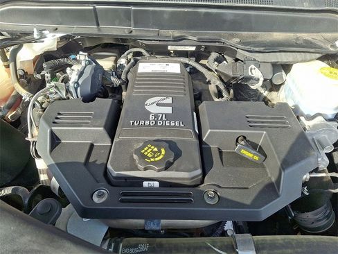 Used 2024 RAM 2500 Laramie w/ Cold Weather Group image 27