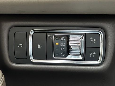 Used 2021 Lincoln Aviator Reserve w/ Elements Package Plus image 24