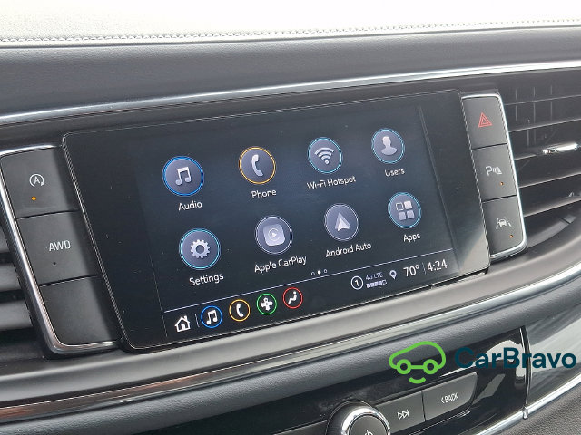 Certified 2024 Buick Enclave Essence AWD/4WD image 18