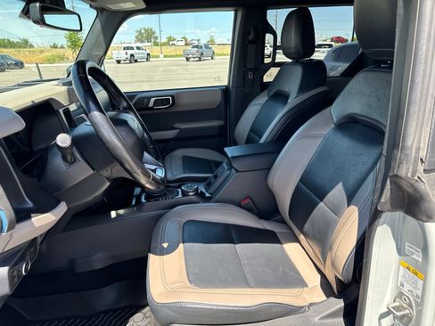 Used 2022 Ford Bronco Wildtrak AWD/4WD image 9