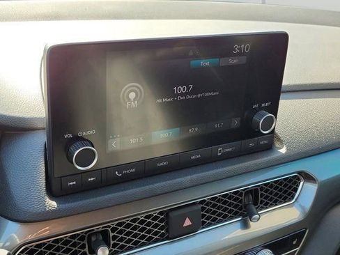 Used 2025 Acura Integra FWD image 17