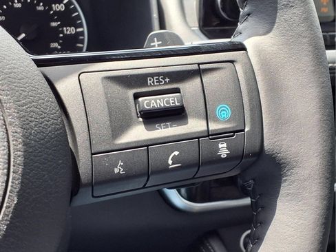 Used 2023 Nissan Rogue SL w/ SL Premium Package FWD image 20