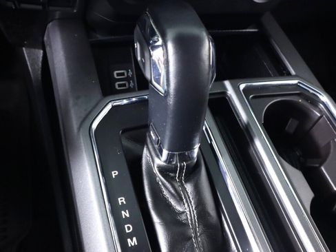 Used 2019 Ford F150 XLT w/ Equipment Group 302A Luxury AWD/4WD image 32