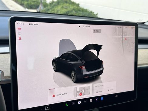 Used 2023 Tesla Model 3 Standard Range image 14