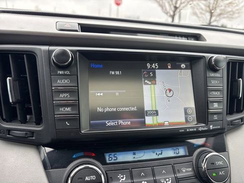 Used 2017 Toyota RAV4 XLE w/ Premium Special Value Package image 11