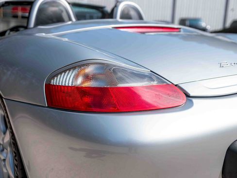 Used 2003 Porsche Boxster S image 23