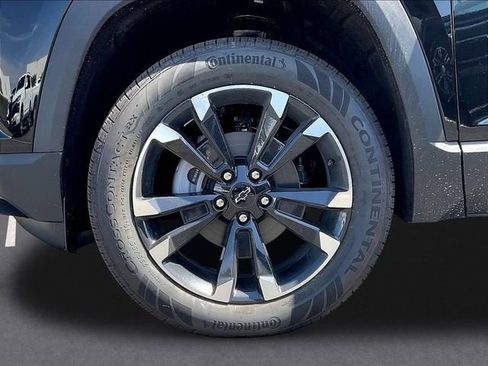 New 2027 Chevrolet Equinox RS w/ Safety and Technology Package FWD image 15