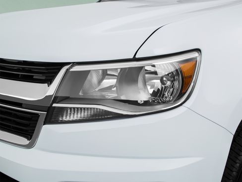 Used 2015 Chevrolet Colorado W/T RWD image 17