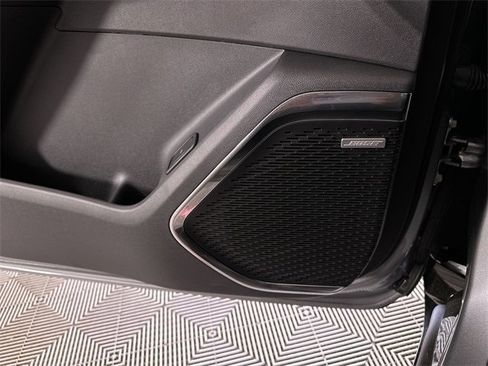 New 2025 GMC Acadia Denali w/ Super Cruise Package image 24