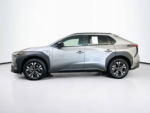 Used 2024 Subaru Solterra Premium image 4