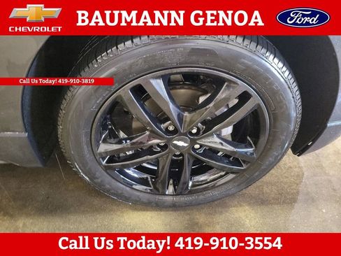 Used 2021 Chevrolet Equinox LT image 29