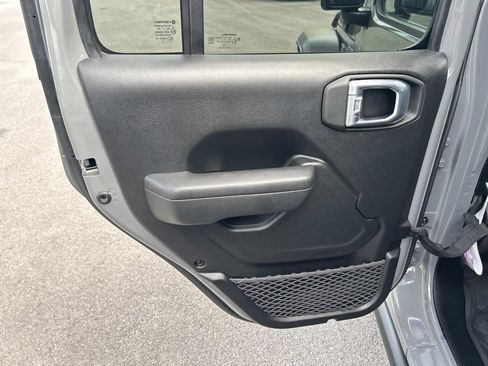 Used 2023 Jeep Wrangler Unlimited w/ Sun & Screen Package AWD/4WD image 23