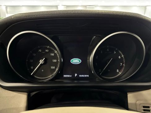 Used 2017 Land Rover Discovery SE AWD/4WD image 33