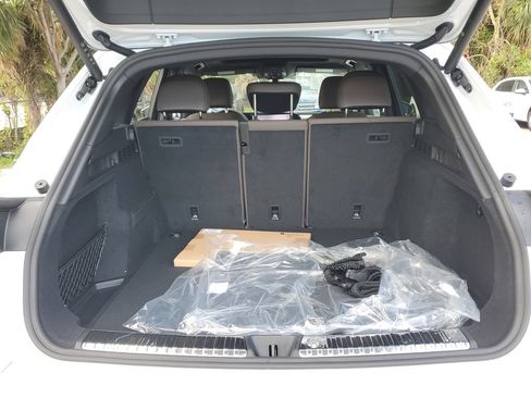 New 2026 Audi Q5 Premium Plus AWD/4WD image 15