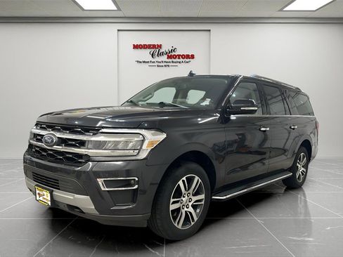 Used 2023 Ford Expedition Max Limited image 3
