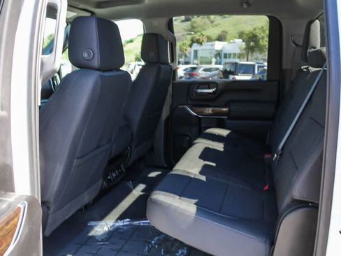 Used 2022 GMC Sierra 2500 SLE w/ SLE Value Package; image 16