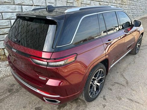 Certified 2022 Jeep Grand Cherokee Summit image 5