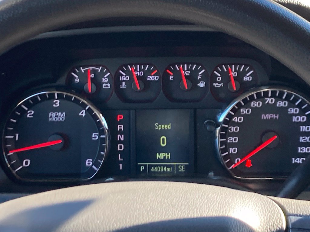 Used 2019 Chevrolet Silverado 2500 W/T w/ Snow Plow Prep Package AWD/4WD image 11