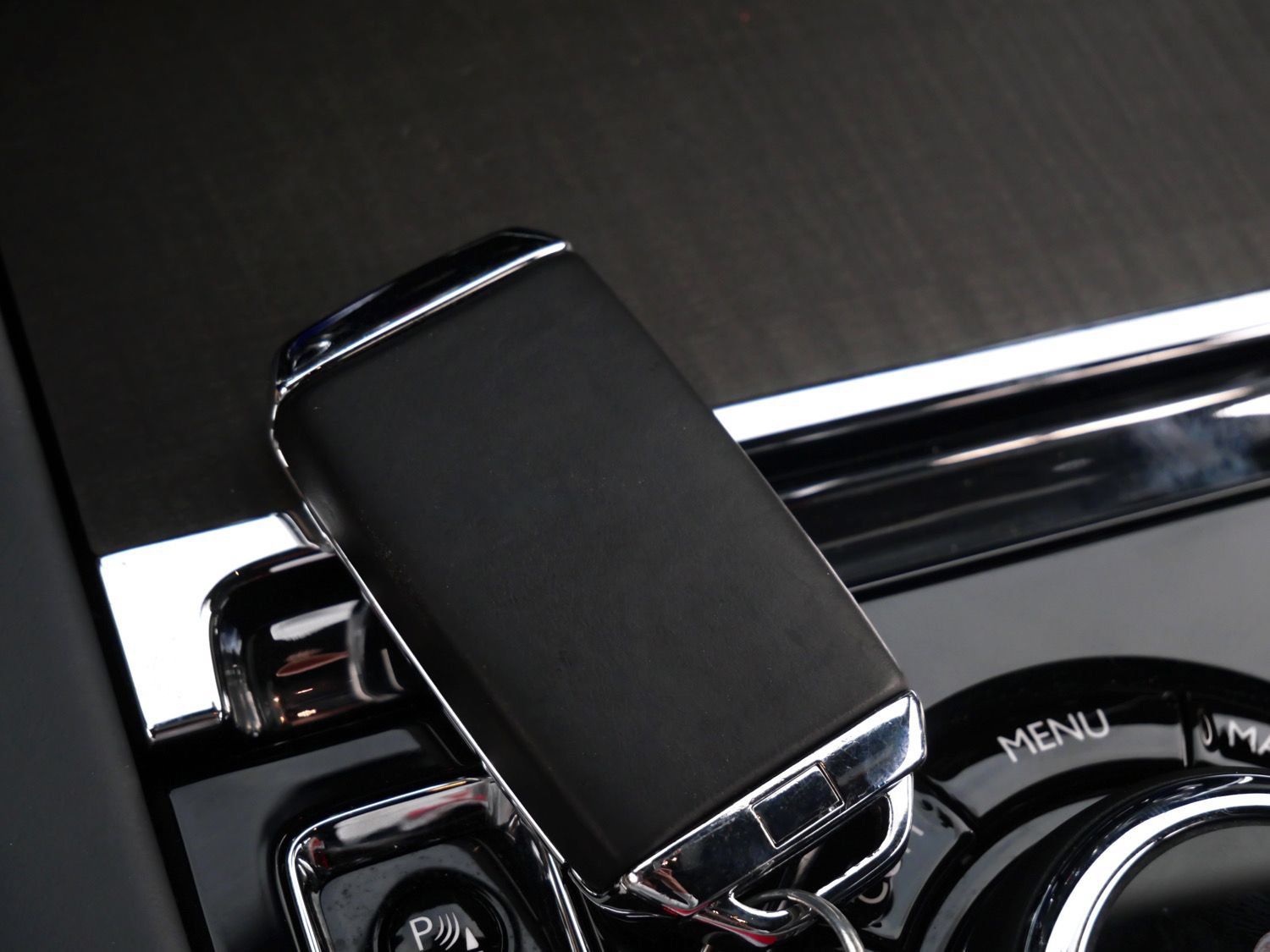 Certified 2023 Rolls-Royce Cullinan AWD/4WD image 15