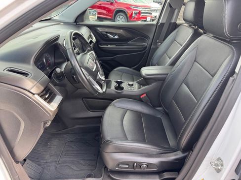 Used 2024 GMC Terrain SLT w/ LPO, Floor Liner Package AWD/4WD image 6