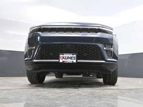 New 2026 Jeep Grand Wagoneer Limited AWD/4WD image 46