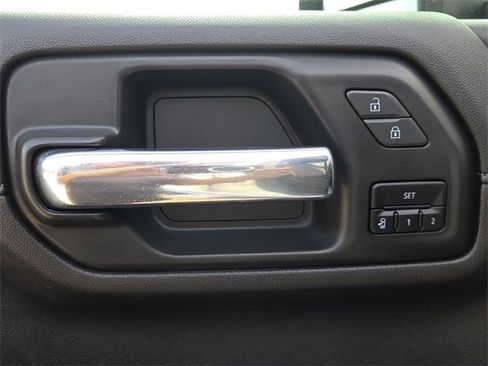 Used 2023 GMC Sierra 2500 Denali w/ Denali Ultimate Package image 22