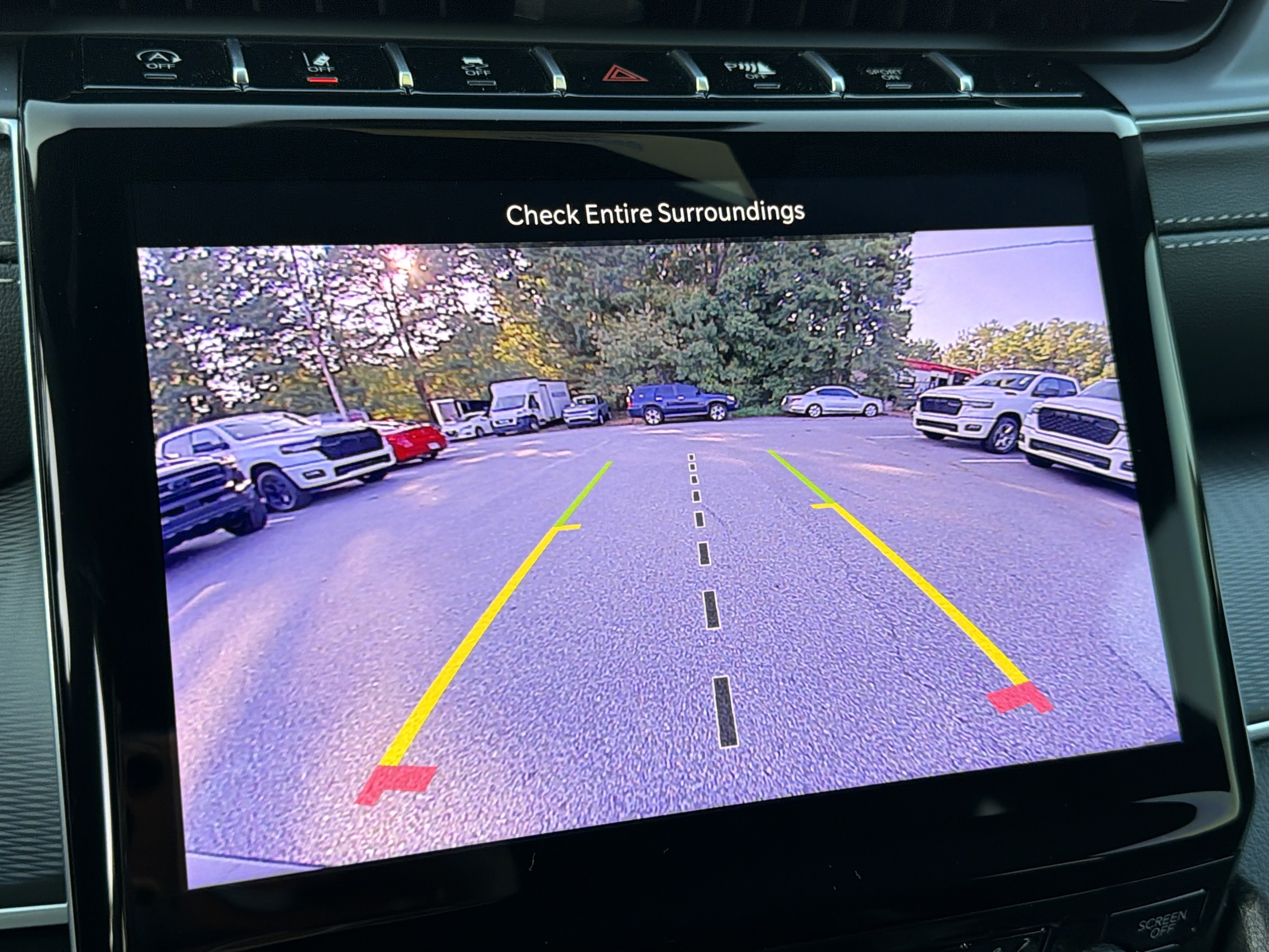 New 2027 Jeep Grand Cherokee Laredo X RWD image 30