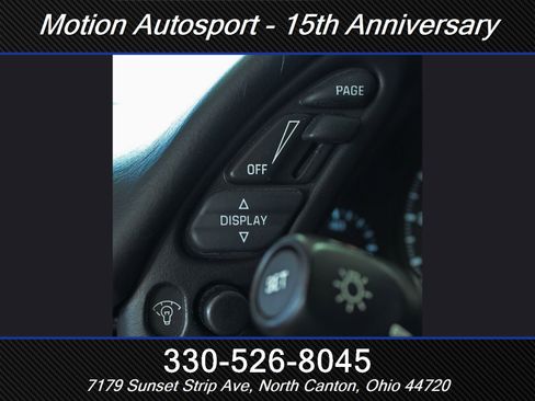 Used 2004 Chevrolet Corvette Convertible w/ Preferred Equipment Group RWD image 21