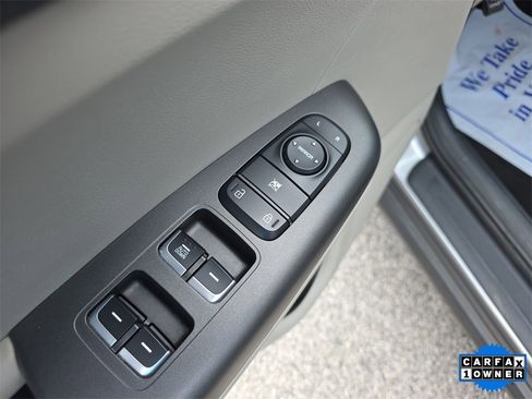 Used 2022 Kia Sportage LX image 19