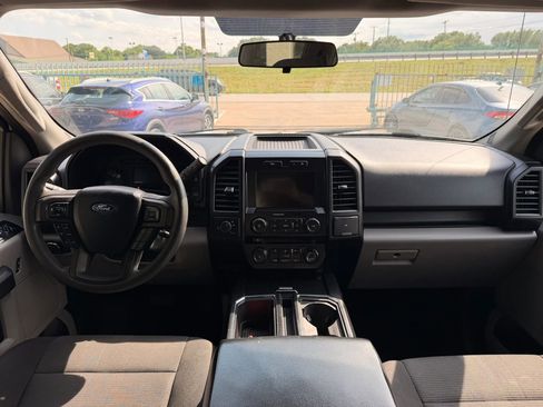 Used 2017 Ford F150 XL w/ Equipment Group 101A Mid RWD image 16