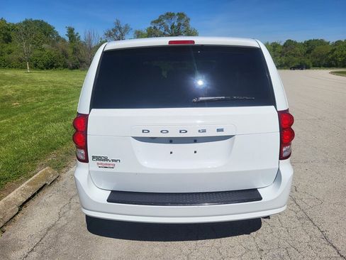 Used 2014 Dodge Grand Caravan SE FWD image 8
