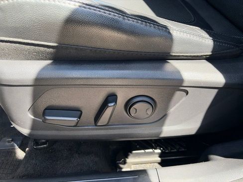 Used 2022 Hyundai Tucson Limited w/ Cargo Package AWD/4WD image 12