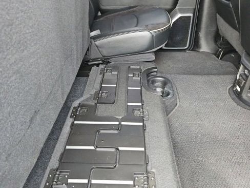 Used 2024 RAM 2500 Laramie image 11