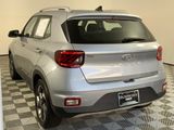 Used 2021 Hyundai Venue SEL w/ Cargo Package image 5