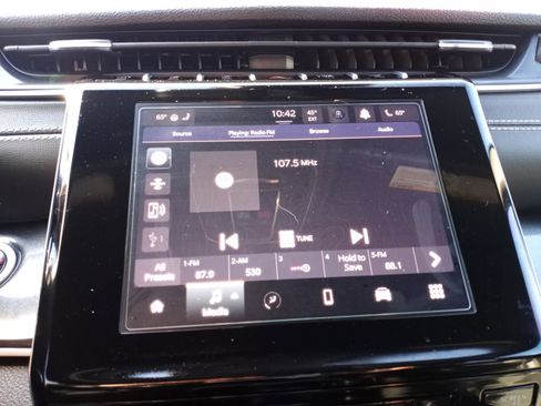 Used 2023 Jeep Grand Cherokee Altitude image 19