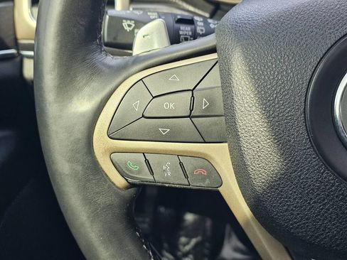 Used 2014 Jeep Grand Cherokee Limited w/ Luxury Group II AWD/4WD image 27
