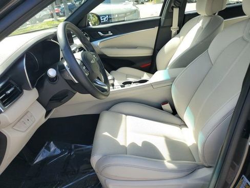 Used 2026 Genesis G70 2.5T image 10