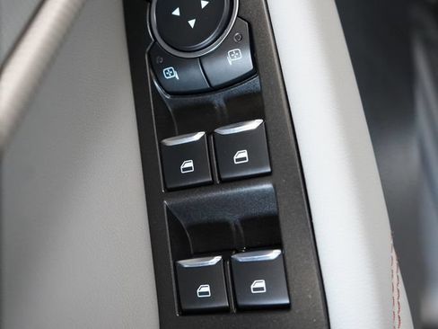 New 2026 Ford Explorer Active w/ Active Comfort Package RWD image 30