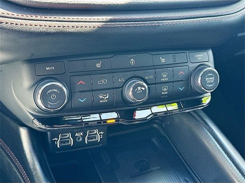 Used 2022 Dodge Durango R/T w/ Trailer Tow Group IV image 16