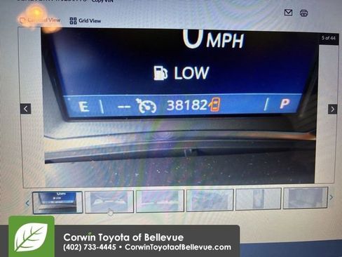 Used 2023 Chevrolet Traverse LT AWD/4WD image 4