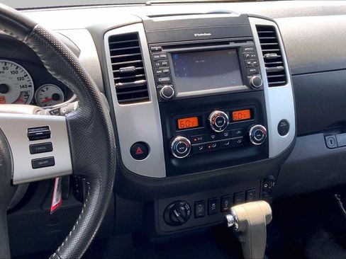 Used 2019 Nissan Frontier PRO-4X w/ Pro-4x Luxury Package AWD/4WD image 7