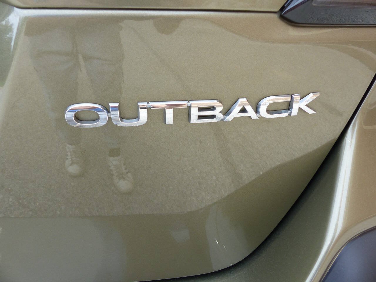 Used 2023 Subaru Outback Premium AWD/4WD image 9
