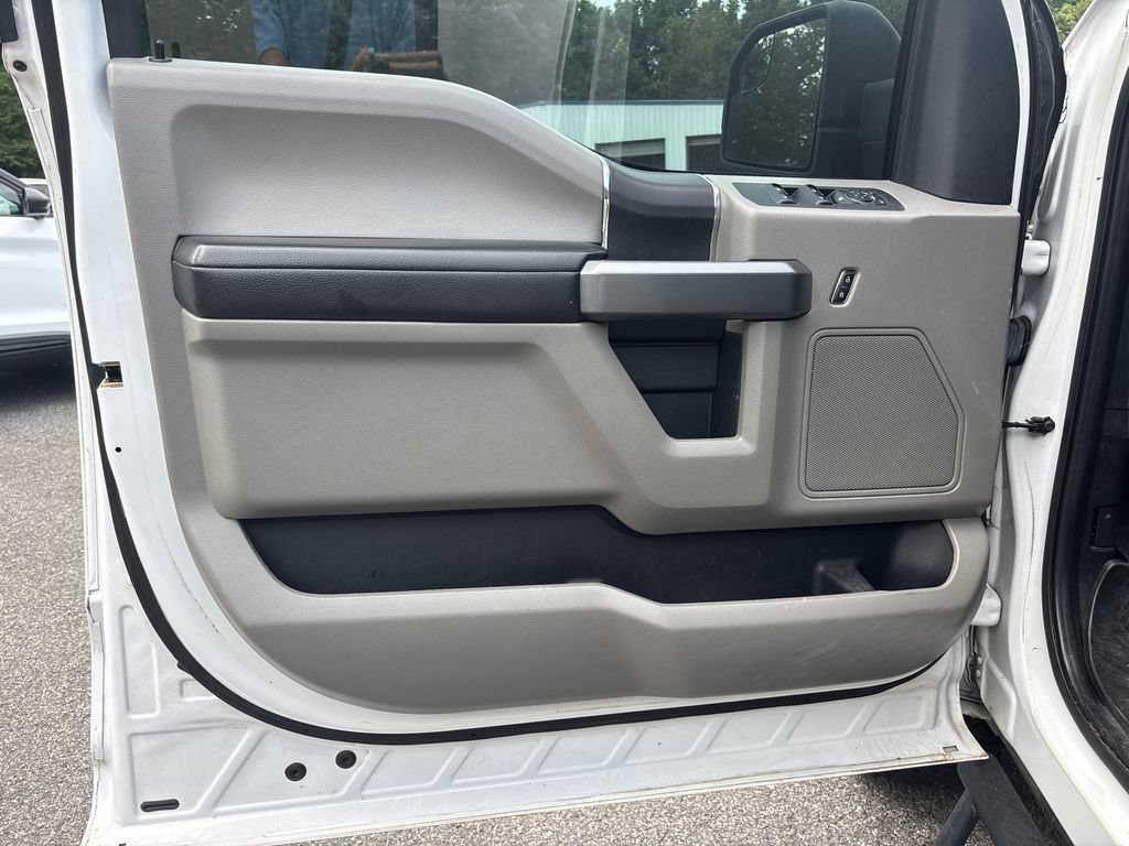 Used 2019 Ford F150 XLT w/ Equipment Group 301A Mid AWD/4WD image 17
